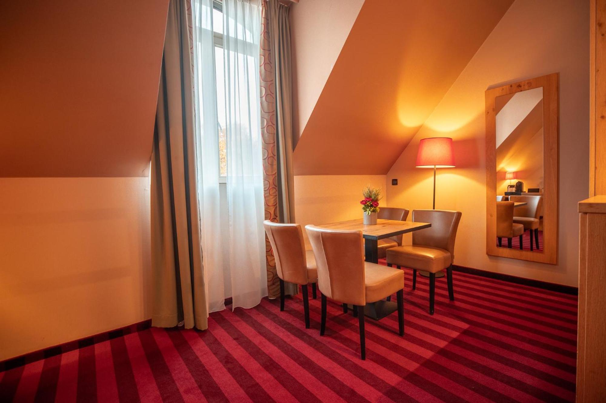 Hotel Verviers Van Der Valk Zewnętrze zdjęcie